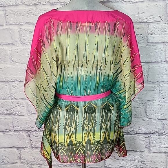 Pixi + Ivy sheer kaftan style blouse - Picture 3 of 5